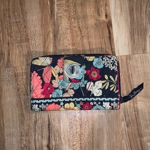 Vera Bradley wallet